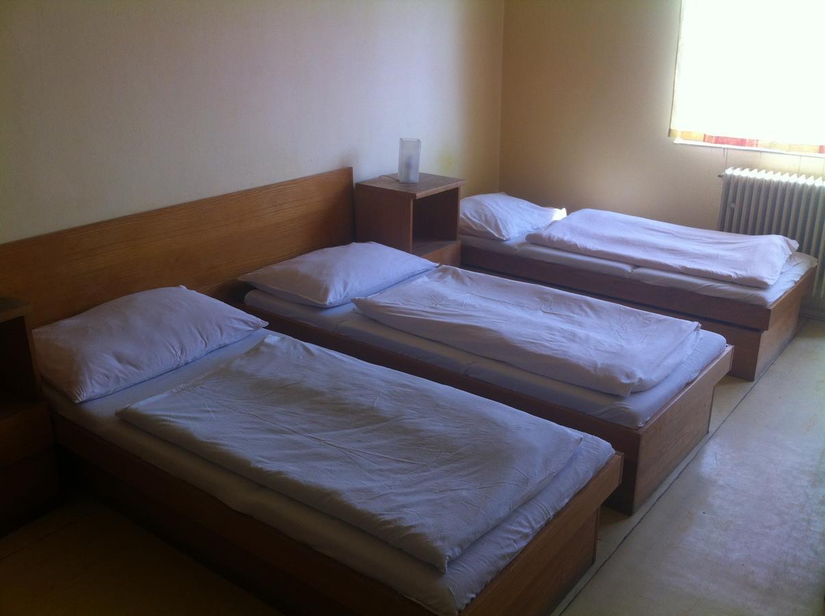 Hotel Belohlavek Holoubkov Екстер'єр фото